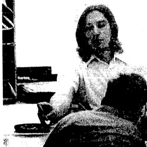 Image accompanying Frank Sutherland's article, "Aides, Many Untrained, Run Central State." 